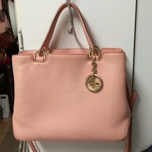 NWT Michael Kors Anabelle Pale Pink Tote 👜